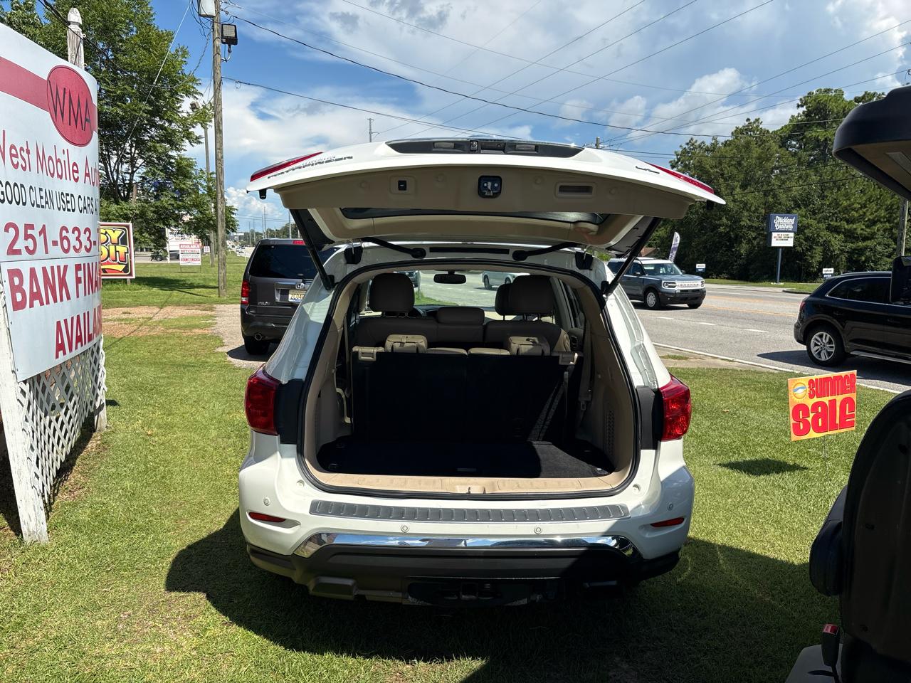 Nissan Pathfinder SL 2WD 2018