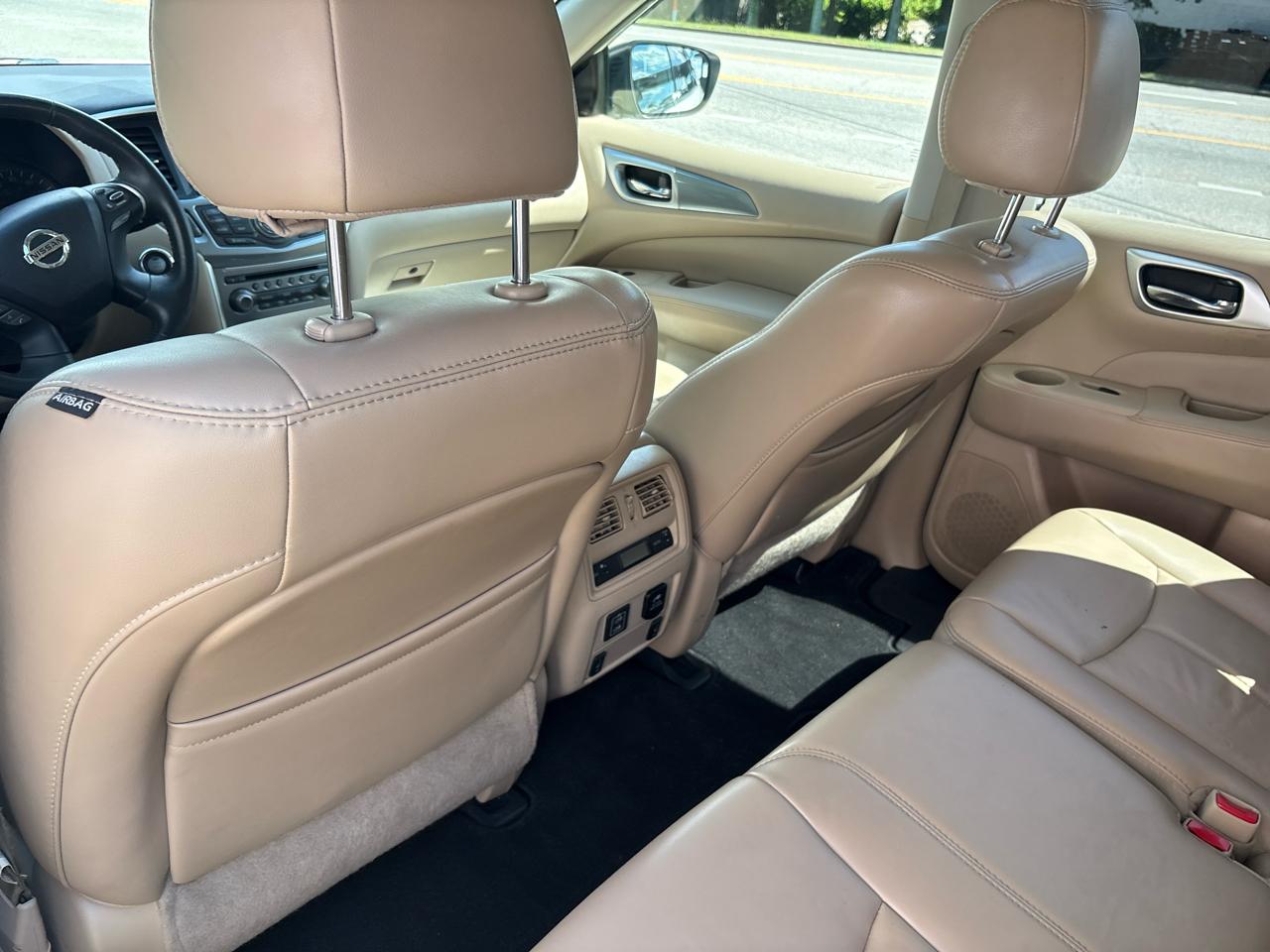 Nissan Pathfinder SL 2WD 2018