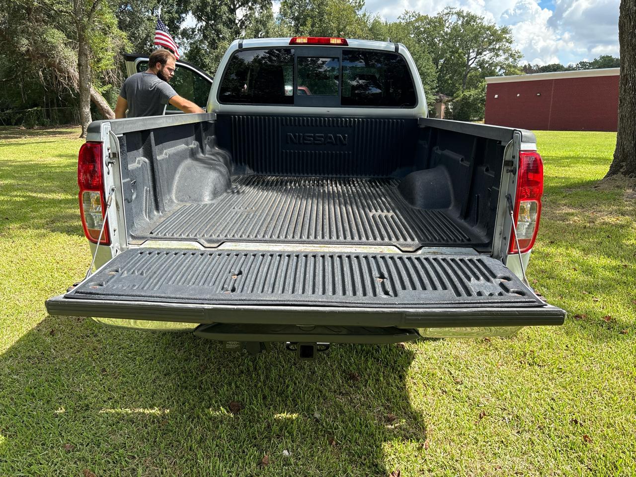 Nissan Frontier SE V6 King Cab 2WD 2010