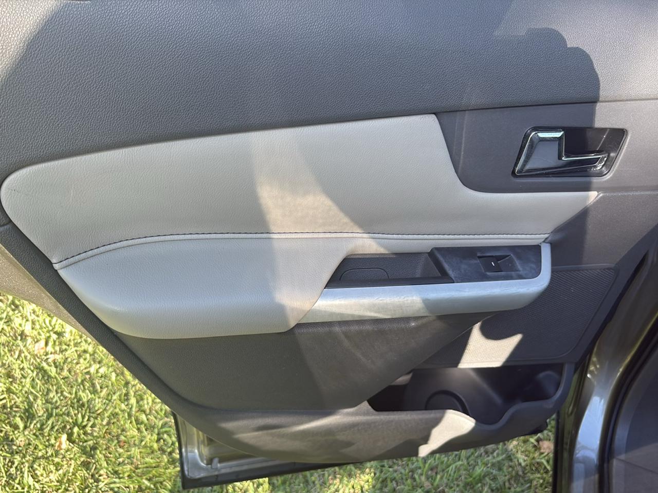 2012 Ford Edge SEL - Photo 17