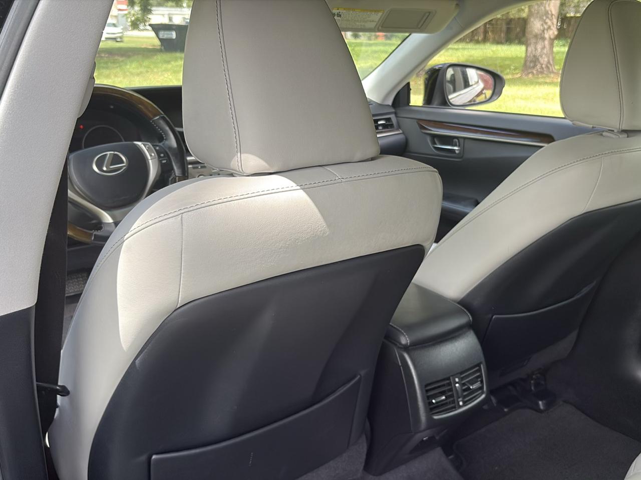 Lexus ES 350 Sedan 2013