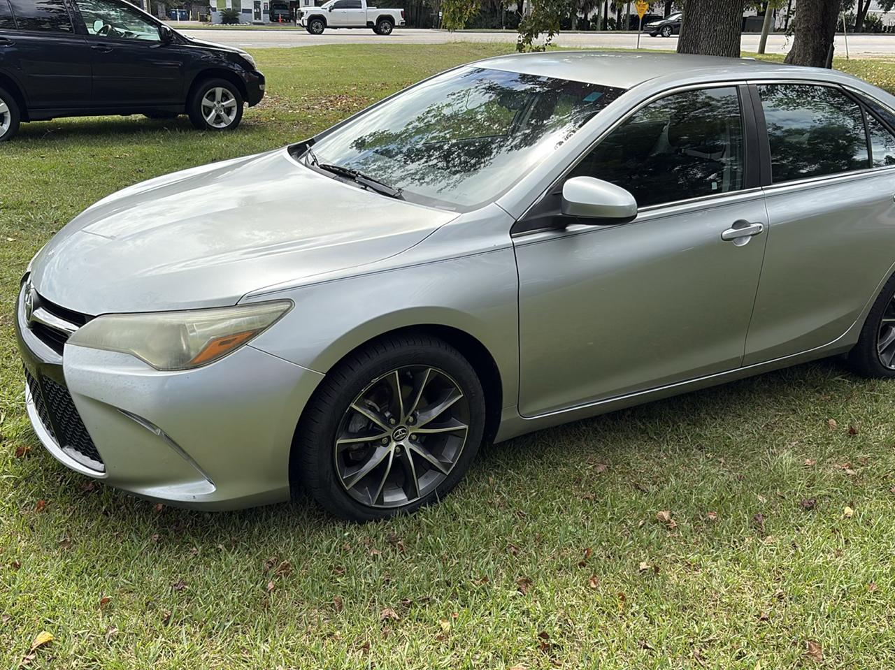 Toyota Camry SE 2015