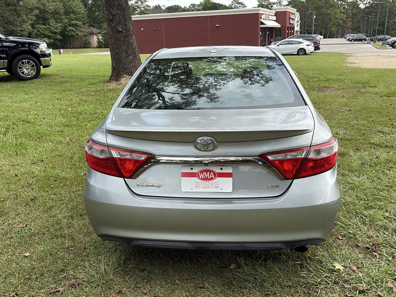 Toyota Camry SE 2015