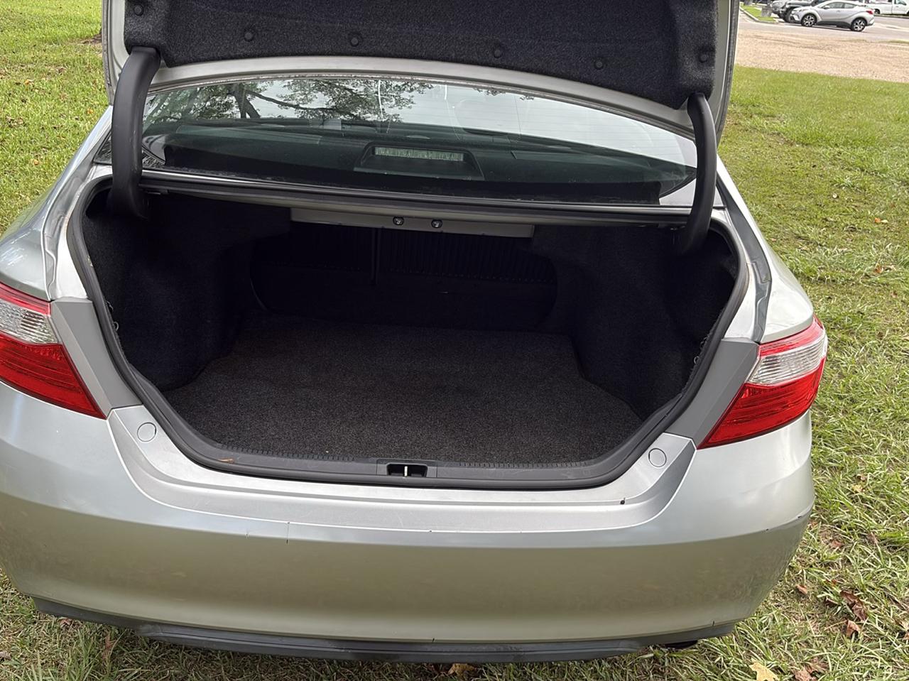 Toyota Camry SE 2015