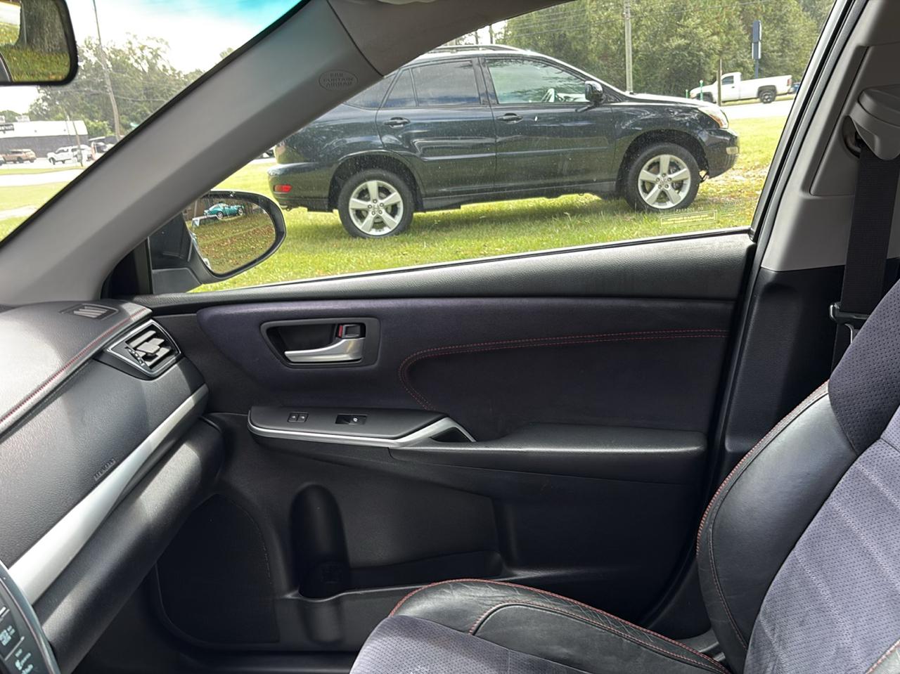 Toyota Camry SE 2015