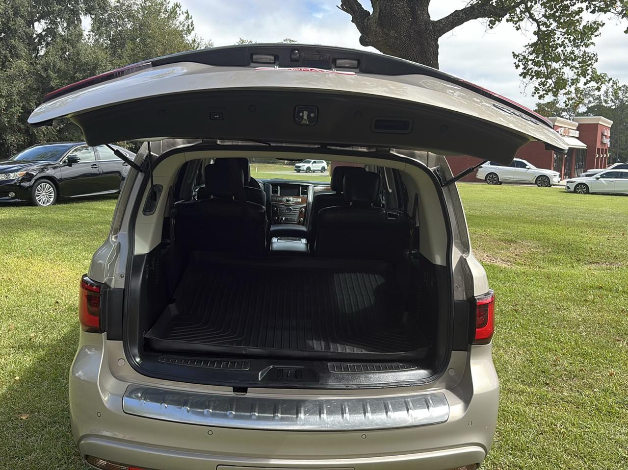 Infiniti QX80 2WD 2018