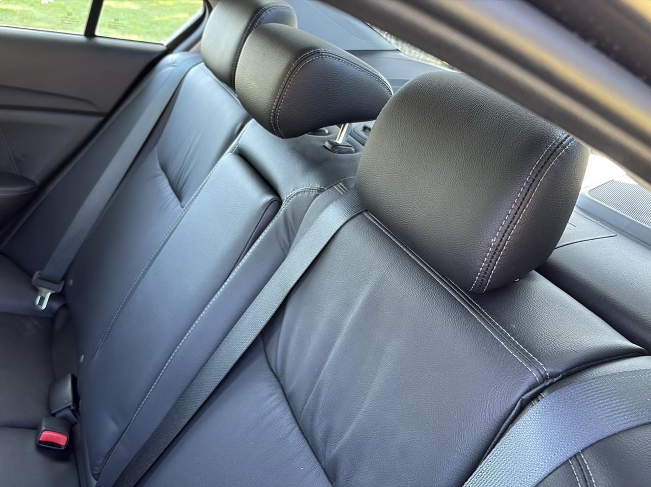 Honda Civic EX-L Sedan AT 2015