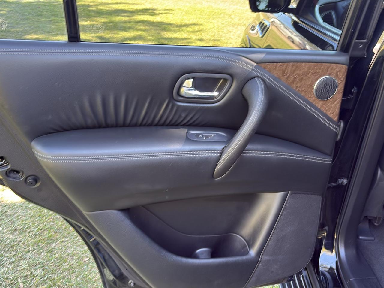 Infiniti QX80 4WD 2016