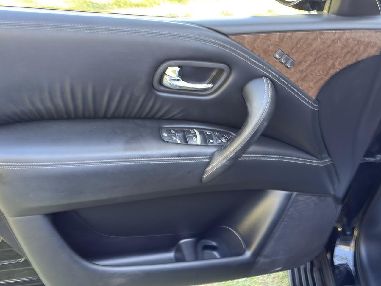 Infiniti QX80 4WD 2016