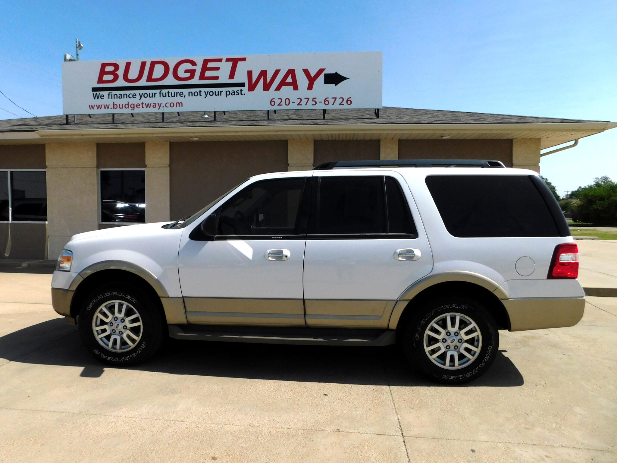 Ford Expedition 4WD 4dr King Ranch 2011