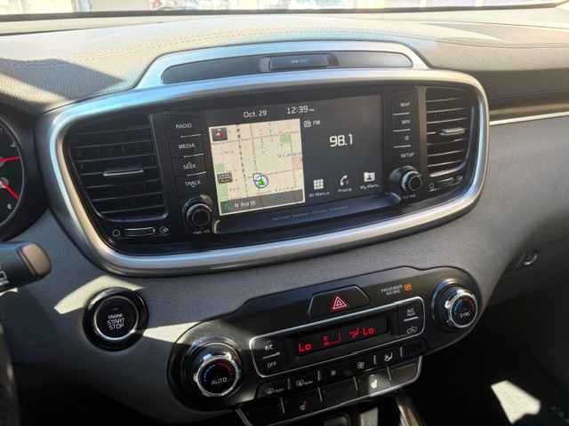 Kia Sorento SX V6 FWD 2019 Kia Sorento SX V6 FWD 2019