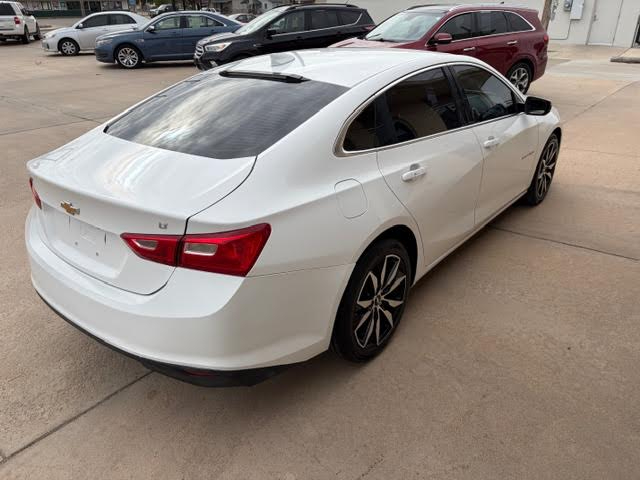 Chevrolet Malibu 4dr Sdn LT w/1LT 2018 Chevrolet Malibu 4dr Sdn LT w/1LT 2018