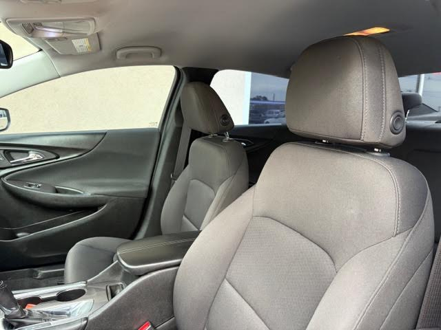 Chevrolet Malibu 4dr Sdn LT w/1LT 2018 Chevrolet Malibu 4dr Sdn LT w/1LT 2018