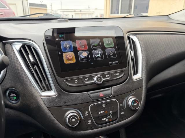 Chevrolet Malibu 4dr Sdn LT w/1LT 2018 Chevrolet Malibu 4dr Sdn LT w/1LT 2018