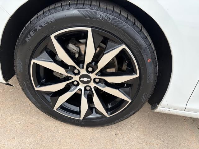 Chevrolet Malibu 4dr Sdn LT w/1LT 2018 Chevrolet Malibu 4dr Sdn LT w/1LT 2018