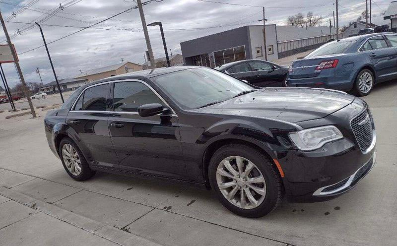 Chrysler 300 Touring AWD 2018