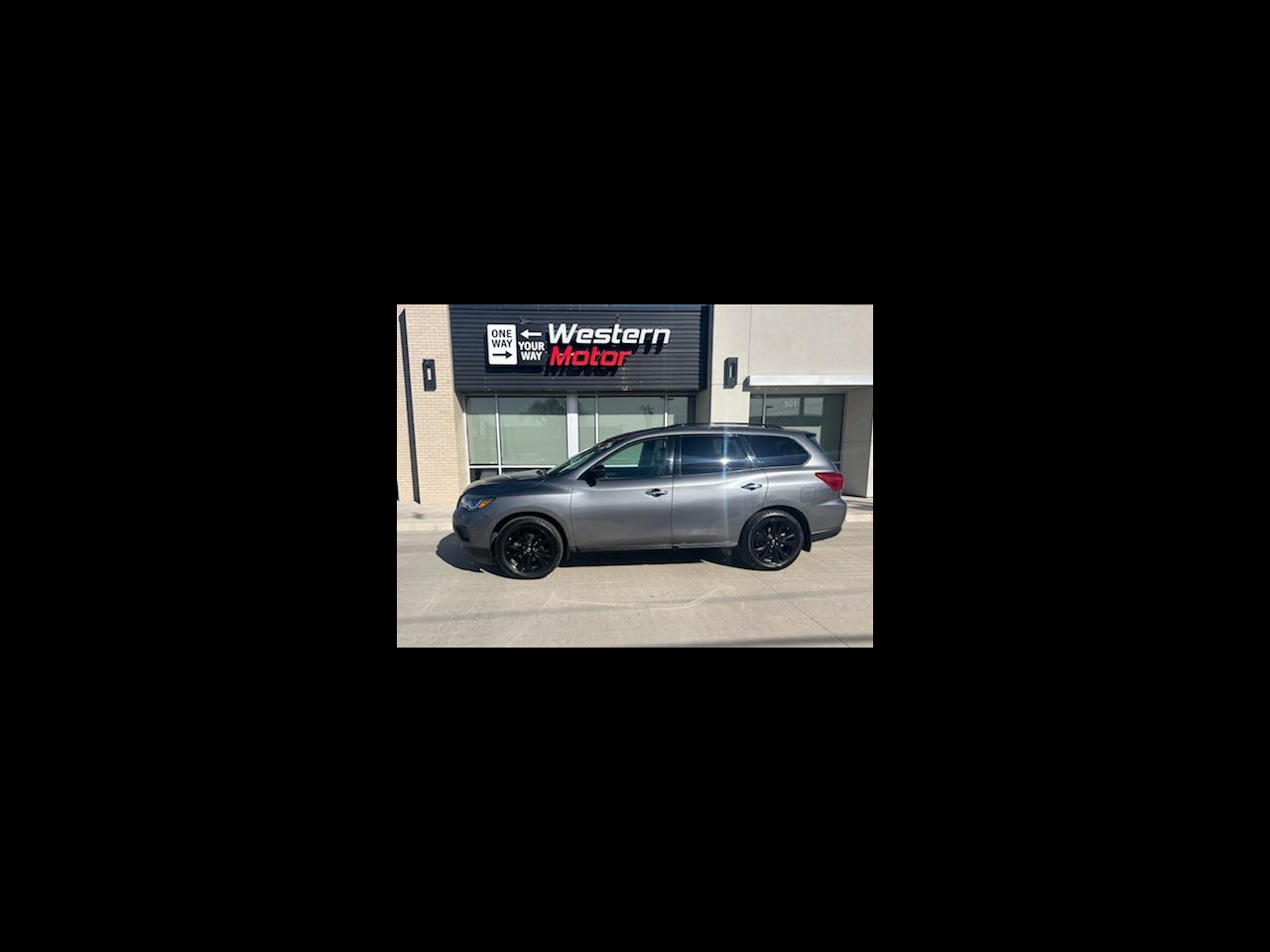 2018 Nissan Pathfinder FWD SL