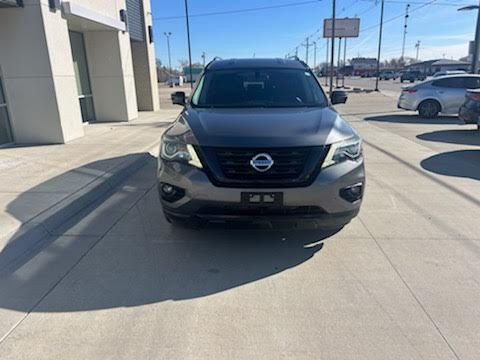 Nissan Pathfinder FWD SL 2018