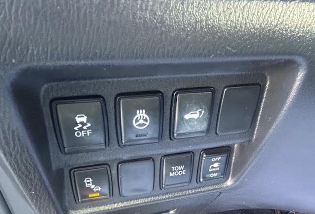 Nissan Pathfinder FWD SL 2018