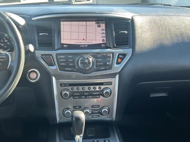 Nissan Pathfinder FWD SL 2018