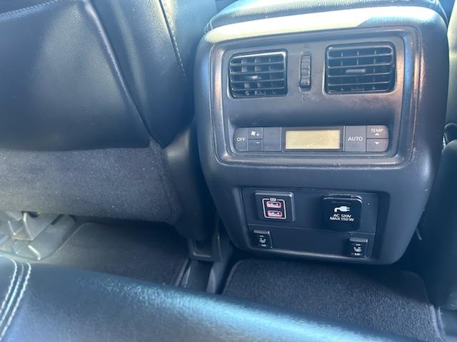 Nissan Pathfinder FWD SL 2018