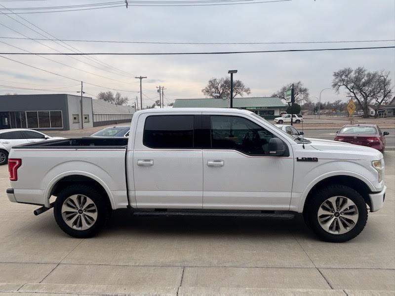 Ford F-150 2WD SuperCrew 157" Lariat 2016