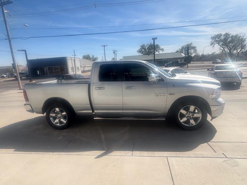 RAM 1500 2WD Quad Cab 140.5" Lone Star 2013