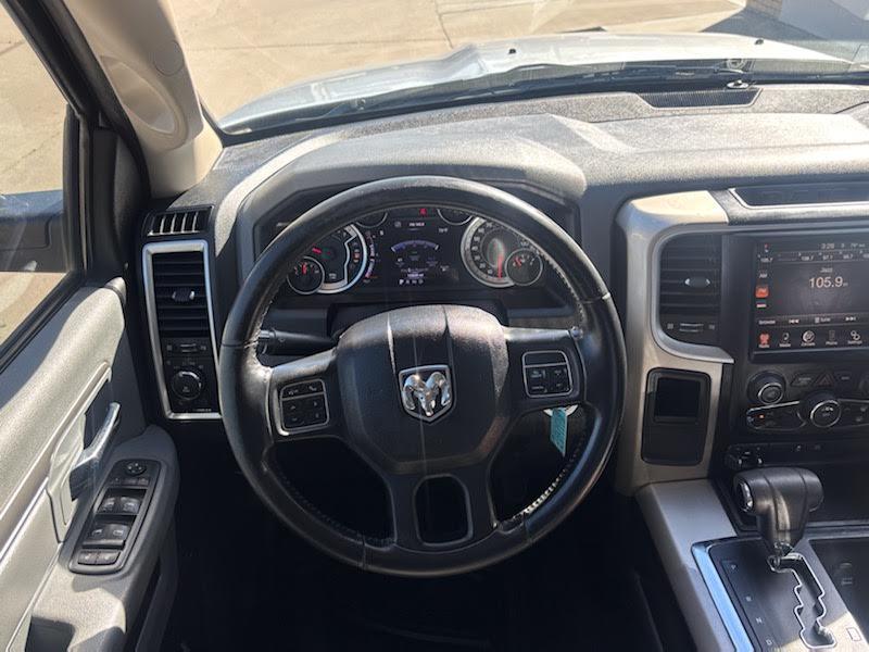 RAM 1500 2WD Quad Cab 140.5" Lone Star 2013