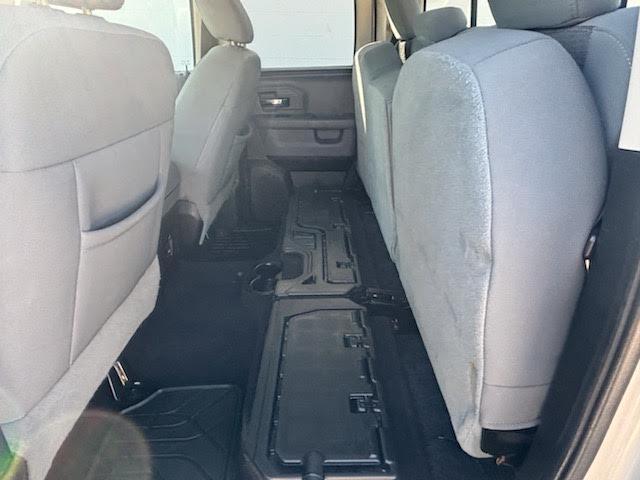 RAM 1500 2WD Quad Cab 140.5" Lone Star 2013