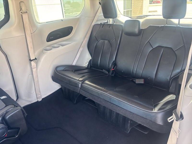 Chrysler Pacifica Limited FWD 2018