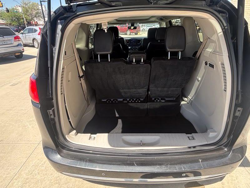 Chrysler Pacifica Limited FWD 2018
