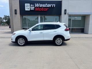 2018 Nissan Rogue FWD SV