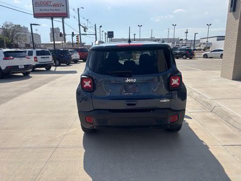 Jeep Renegade Latitude FWD 2021