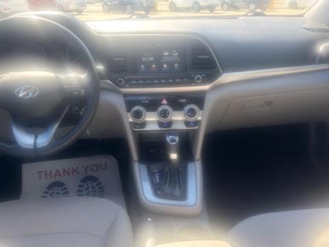 Hyundai Elantra SEL Auto 2019