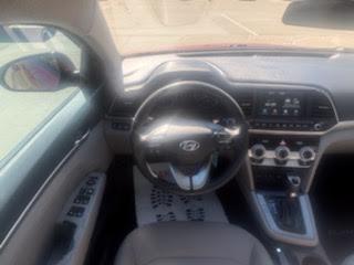 Hyundai Elantra SEL Auto 2019