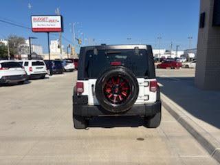 Jeep Wrangler Unlimited 4WD 4dr Sport 2016