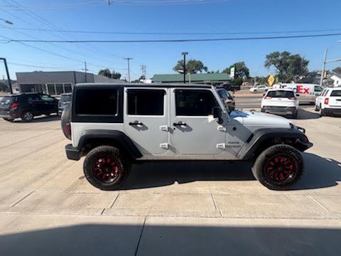Jeep Wrangler Unlimited 4WD 4dr Sport 2016