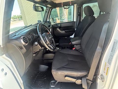 Jeep Wrangler Unlimited 4WD 4dr Sport 2016