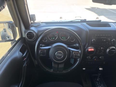 Jeep Wrangler Unlimited 4WD 4dr Sport 2016