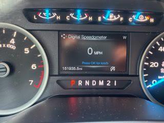 Ford F-150 4WD SuperCrew 145" Lariat 2015