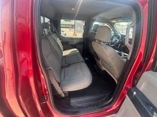 Ford F-150 4WD SuperCrew 145" Lariat 2015