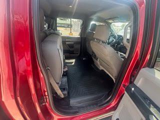 Ford F-150 4WD SuperCrew 145" Lariat 2015