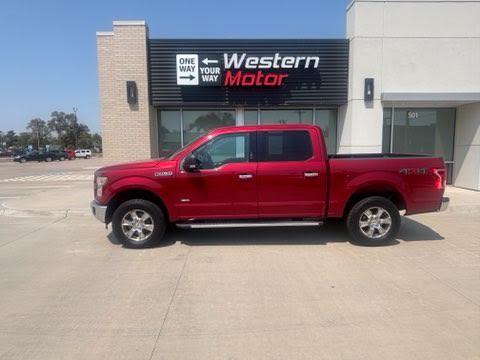 Ford F-150 4WD SuperCrew 145" Lariat 2015