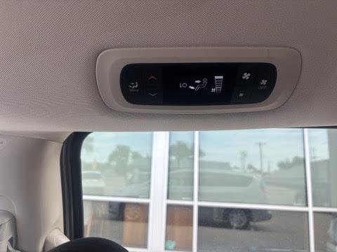 Chrysler Pacifica Touring FWD 2017