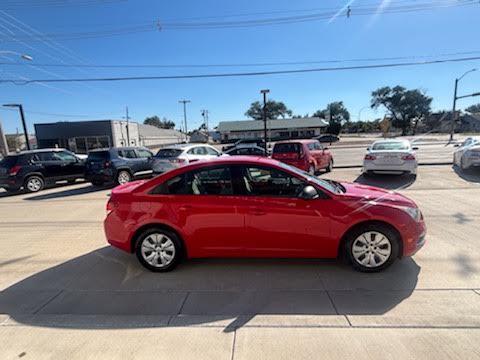 Chevrolet Cruze Limited 4dr Sdn Auto LS 2016