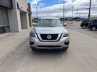 Nissan Pathfinder 4x4 SL 2020
