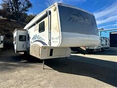 2005 Keystone RV Montana Big Sky 