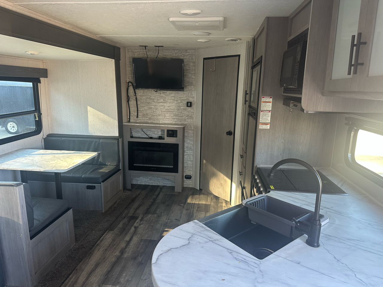 Coleman Travel Trailer  2022