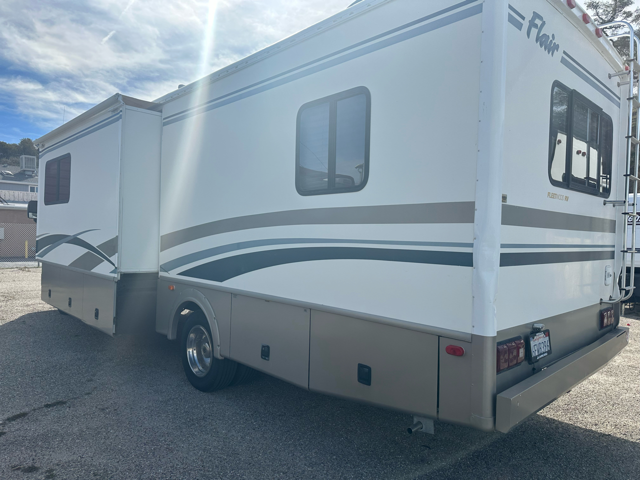 Fleetwood Flair  2002