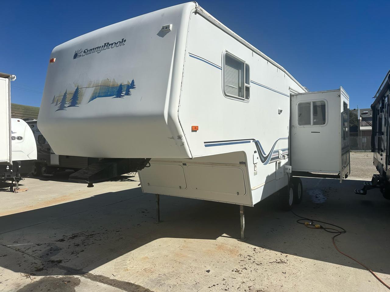 SunnyBrook RV Brookside  2000